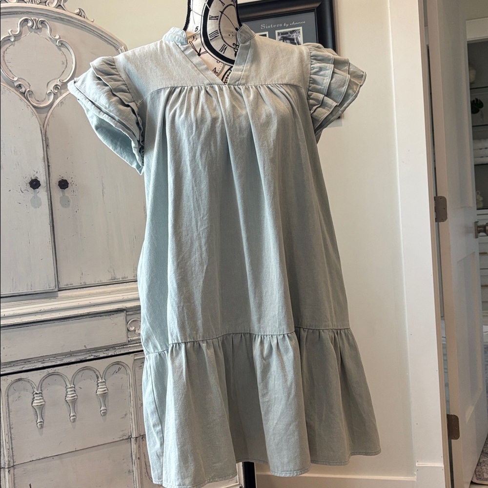 She + Sky  V-Neck Top
